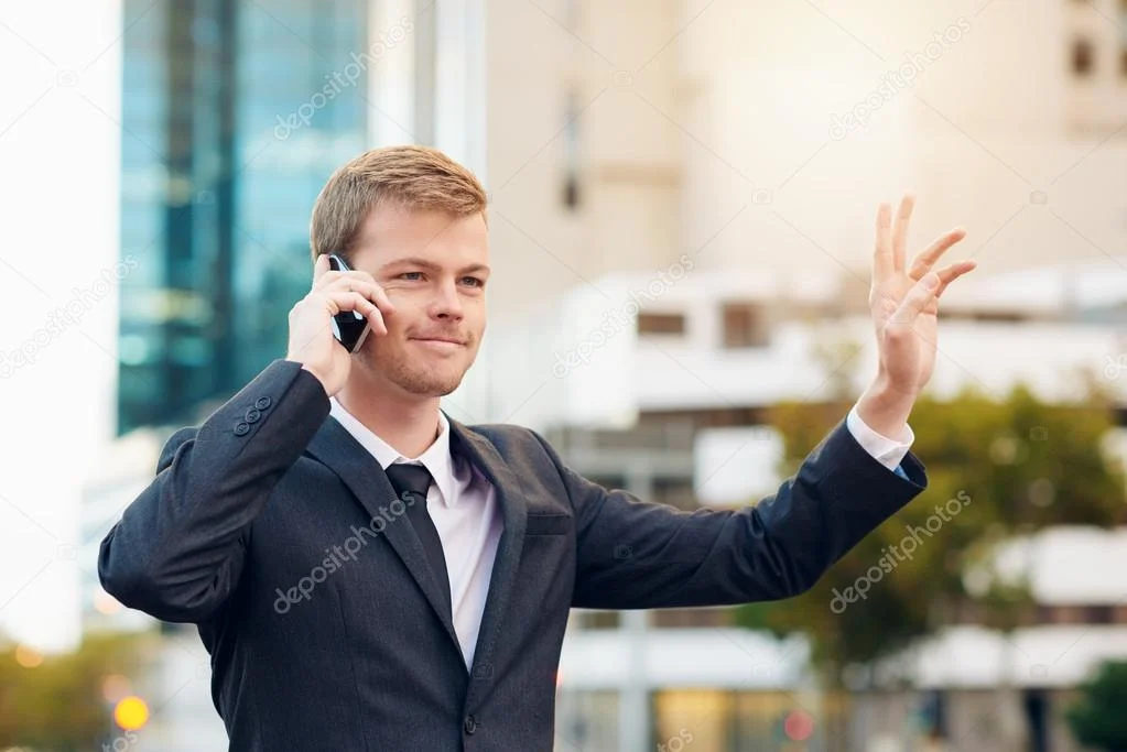 Taxi professionnel transportant un client vers une zone d’activités