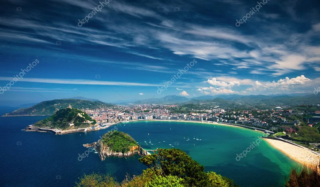 Vue de San Sebastian depuis la baie